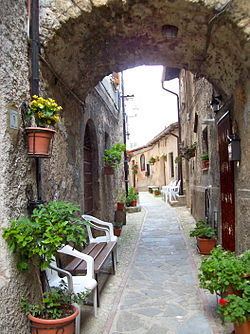 Castel Sant'Angelo, Lazio httpsuploadwikimediaorgwikipediacommonsthu