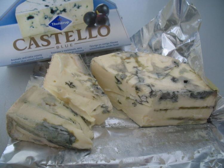 Castello cheeses wwwcheesecommediaimgcheeseCastelloBlueCheesejpg