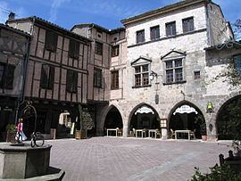 Castelnau-de-Montmiral httpsuploadwikimediaorgwikipediacommonsthu