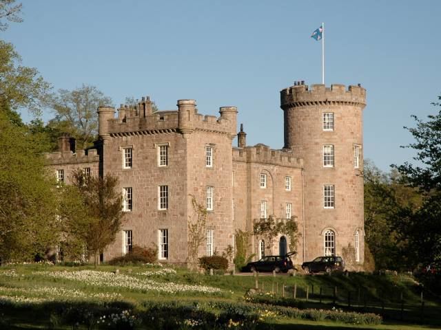 Castle Forbes httpsuploadwikimediaorgwikipediacommons44