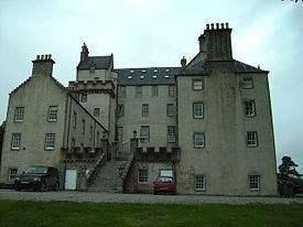 Castle Grant httpsuploadwikimediaorgwikipediacommonsthu