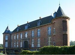 Castle of l'Estriverie httpsuploadwikimediaorgwikipediacommonsthu