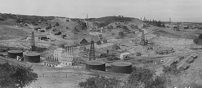 Cat Canyon Oil Field httpsuploadwikimediaorgwikipediacommonsthu