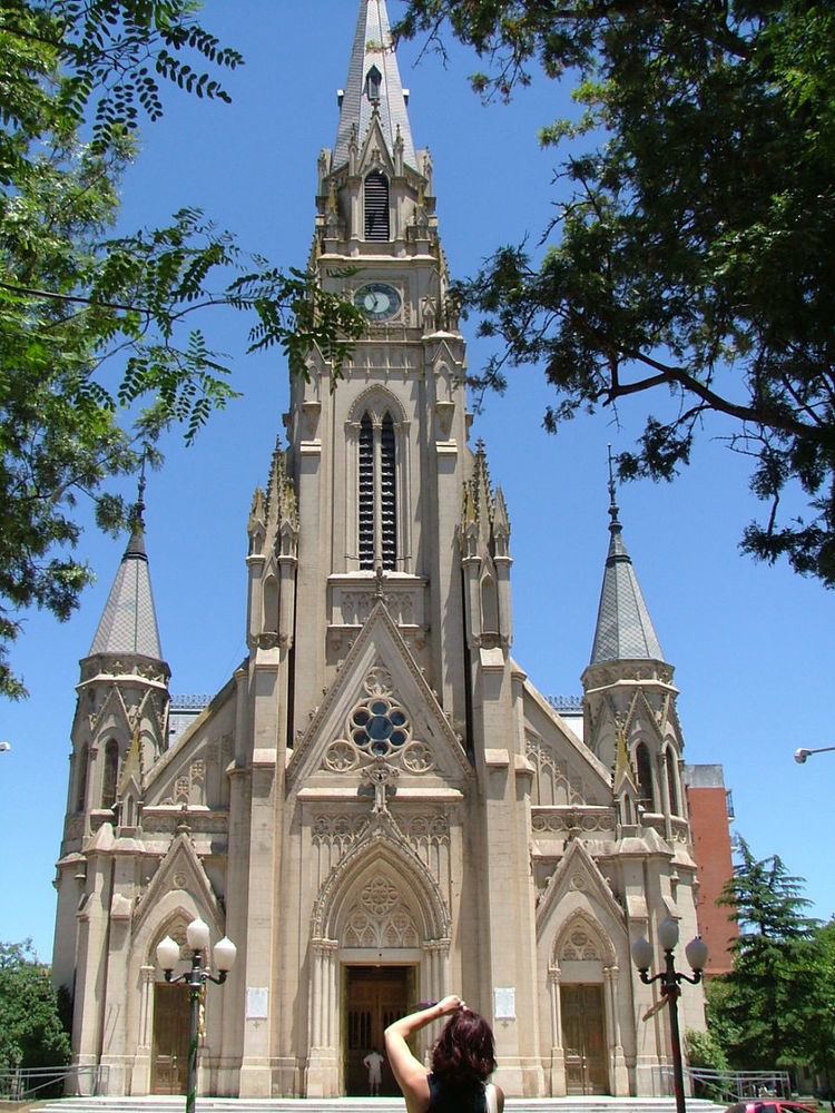 Catedral Basílica de Mercedes-Luján