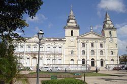 Catedral de São Luís httpsuploadwikimediaorgwikipediacommonsthu