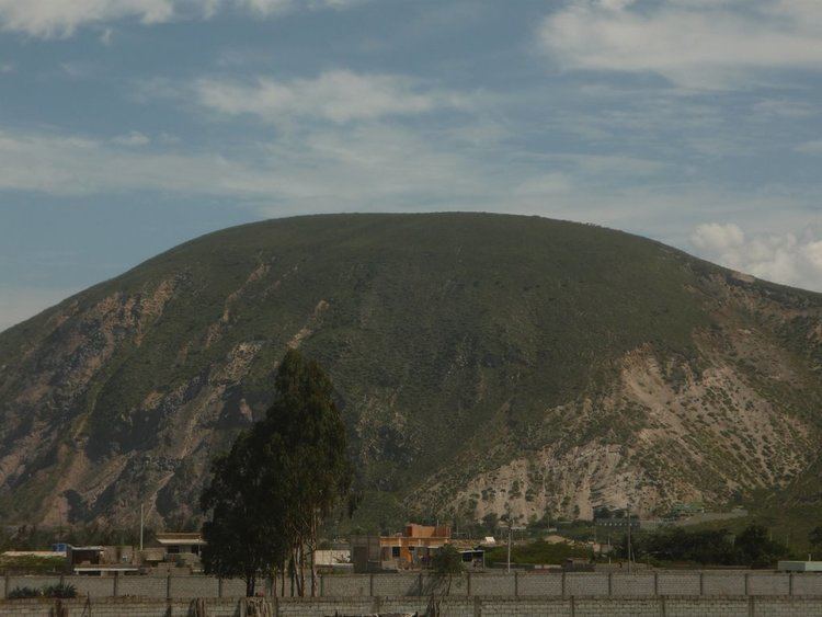 Catequilla Panoramio Photo of Catequilla Mountain