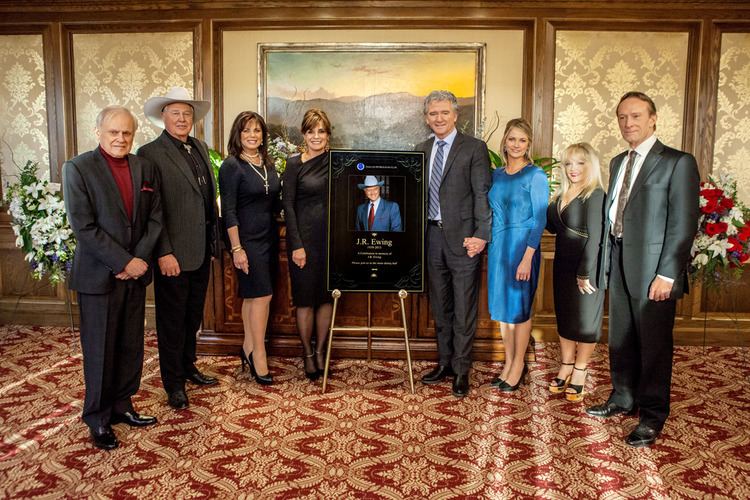 Cathy Podewell Ken Kersheval Steve Kanaly Deborah Shelton Linda Gray