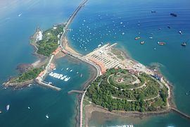 Causeway Islands httpsuploadwikimediaorgwikipediacommonsthu