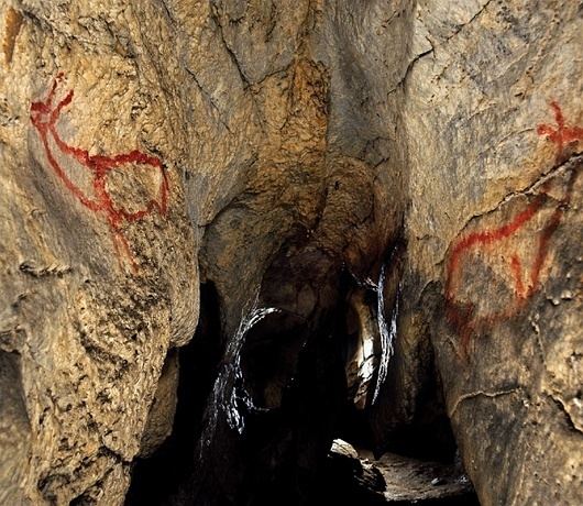 Caves in Cantabria wwwbrittanyferriescoukmedia15512cuevacoval