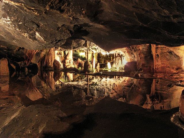 Caves of the Mendip Hills httpsfarm2staticflickrcom12994695751310763