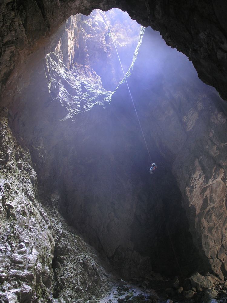 Caving in New Zealand
