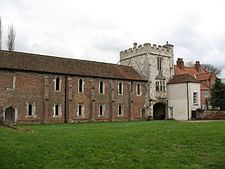 Cawood Castle httpsuploadwikimediaorgwikipediacommonsthu