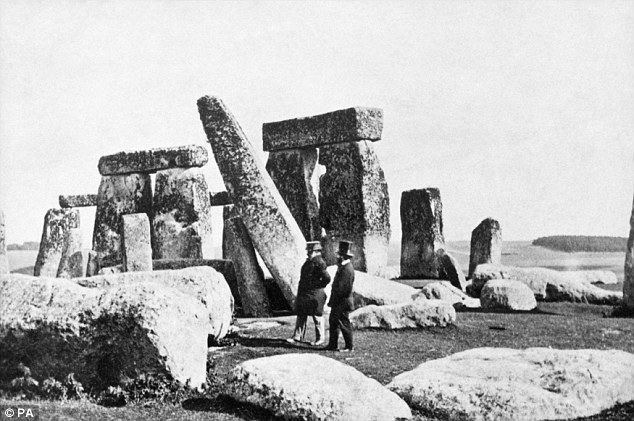 Cecil Chubb Cecil Chubb bought Stonehenge for 6600 at auction as present for