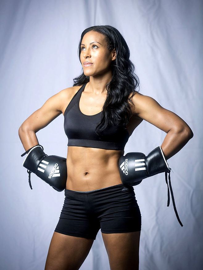 Cecilia Brækhus World39s best female boxer Cecilia Brkhus calls out Cyborg Sherdog