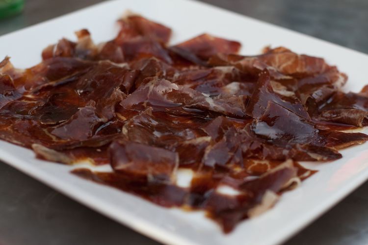 Cecina (meat) Cecina de Leon Mouthwatering Cured Smoked Beef from Spain Catavino