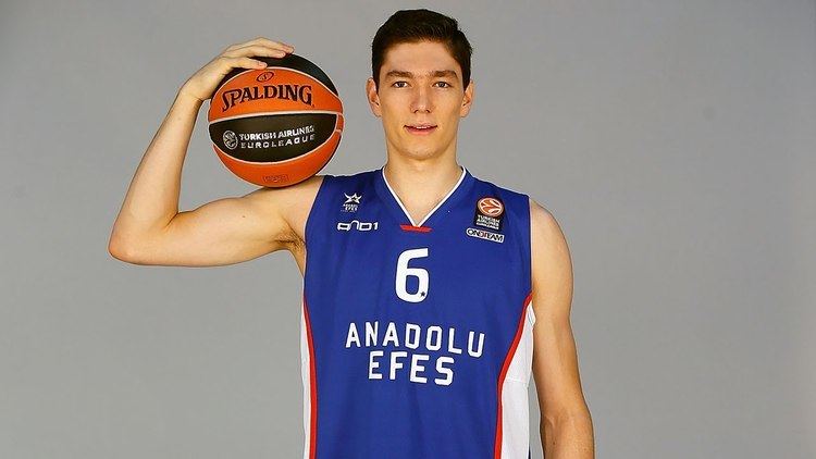 Cedi Osman Focus on Cedi Osman Anadolu Efes Istanbul YouTube