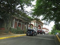 Cementerio Municipal de Mayagüez httpsuploadwikimediaorgwikipediacommonsthu