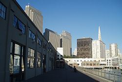 Central Embarcadero Piers Historic District httpsuploadwikimediaorgwikipediacommonsthu