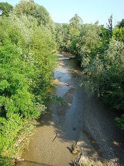 Cernișoara River httpsuploadwikimediaorgwikipediacommonsthu