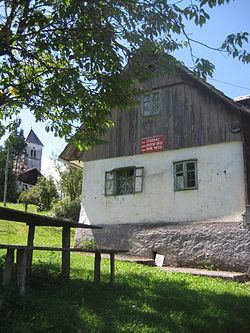 Cerovec, Dolenjske Toplice httpsuploadwikimediaorgwikipediacommonsthu