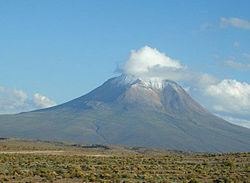 Cerro Cariquima httpsuploadwikimediaorgwikipediacommonsthu