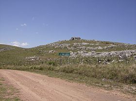 Cerro Catedral (Uruguay) httpsuploadwikimediaorgwikipediacommonsthu