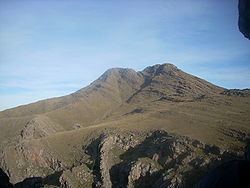 Cerro Tres Picos httpsuploadwikimediaorgwikipediacommonsthu