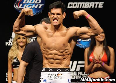 Cezar Ferreira UFC 163 results and photos Cezar Ferreira quickly taps