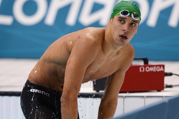 Chad le Clos Phelps beats rival Le Clos in swimming final Centurion Rekord