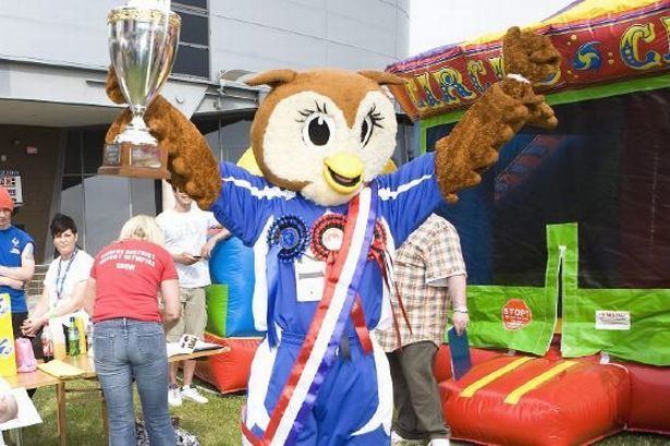Chaddy the Owl Video Chaddy the Owl wins football mascot Olympics Manchester