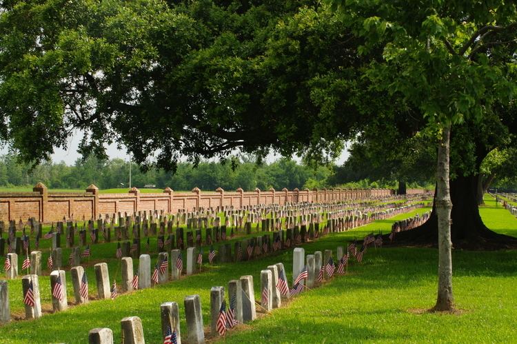 Chalmette National Cemetery Remembering Southern Union Soldiers on Memorial Day Renegade South