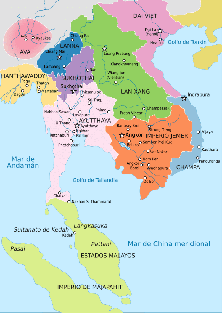 The main Champa kingdom circa 1400s, depicted in light blue, lay along the coast of present-day southern Vietnam. To the north (in dark pink) lay Äáº¡i Viá»t; to the west (in orange), the Khmer Empire and (in green) kingdom of Lan Xang.