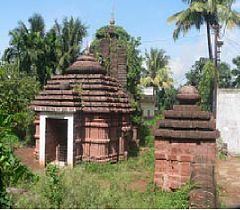 Champakesvara Siva Temple httpsuploadwikimediaorgwikipediacommonsthu