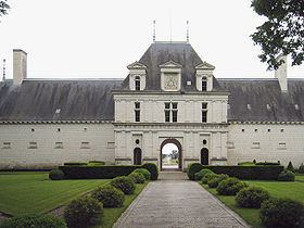 Champigny-sur-Veude httpsuploadwikimediaorgwikipediacommonsthu