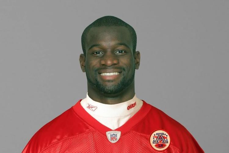 Chandler Williams Former NFL Player Chandler Williams Passes Away During Flag Football