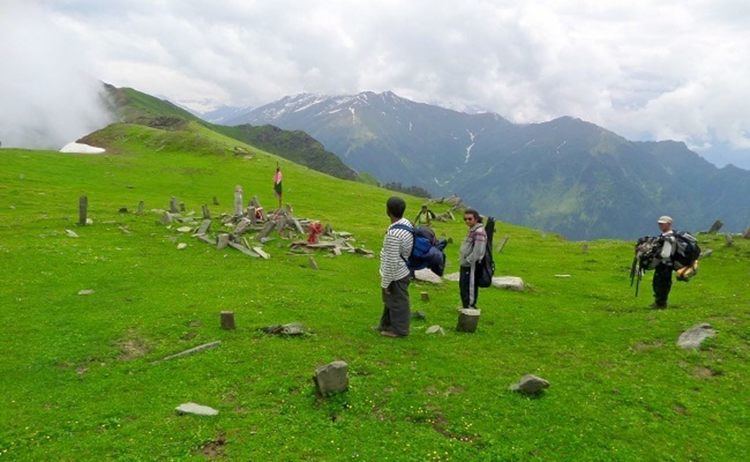 Chandrakhani Chandrakhani Pass Trek Himachal Pradesh Thrillophilia