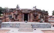 Chandramouleshwara Temple httpsuploadwikimediaorgwikipediacommonsthu