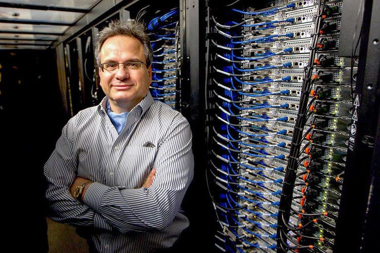 Charbel Farhat Stanford engineers team up with US Army to set computational record