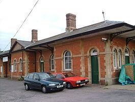 Chard Central railway station httpsuploadwikimediaorgwikipediacommonsthu