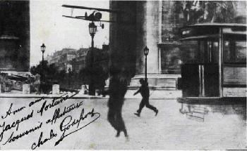 Charles Godefroy FRENCH PILOT FLIES UNDER ARC DE TRIOMPHE 1919LT CHARLES