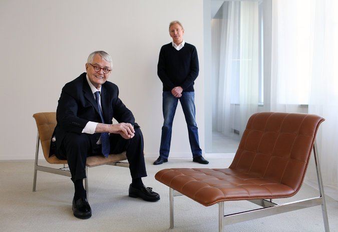 Charles Pollock (designer) Charles Pollock Designer of Popular Office Chair Dies at