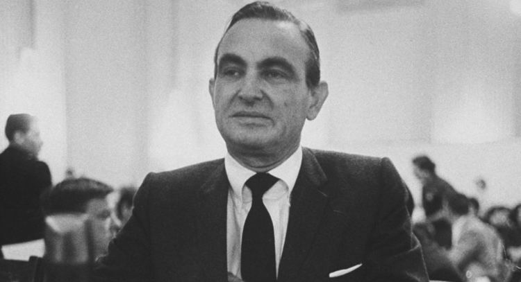 Charles Revson 5 of the Biggest Bastards in the History of Business