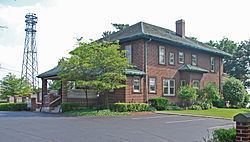 Charles T. Mitchell House httpsuploadwikimediaorgwikipediacommonsthu