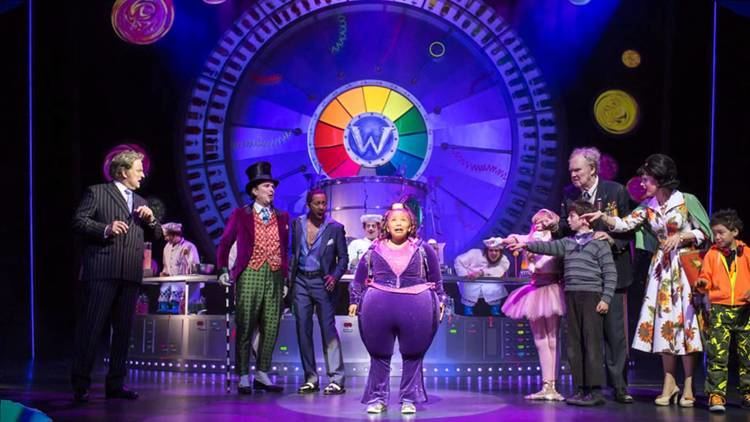 Charlie and the Chocolate Factory (musical) Charlie and the Chocolate Factory London Musical Juicy YouTube