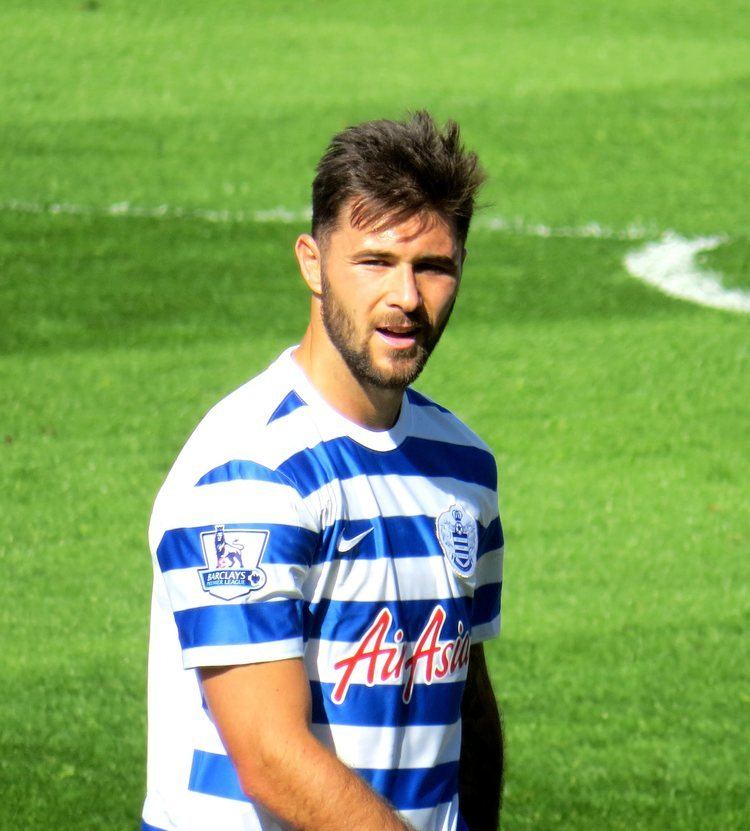 Charlie Austin httpsuploadwikimediaorgwikipediacommonsaa