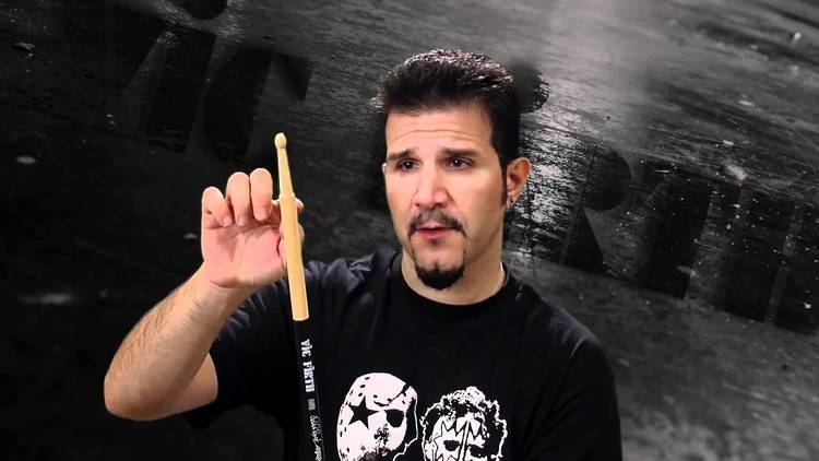 Charlie Benante Vic Firth39s NEW Charlie Benante Signature Stick YouTube