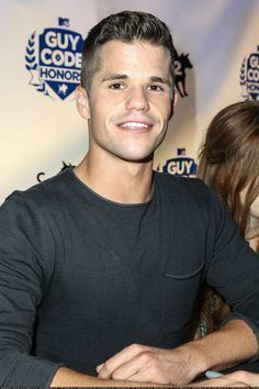 Charlie Carver httpssmediacacheak0pinimgcom236xfb66b4