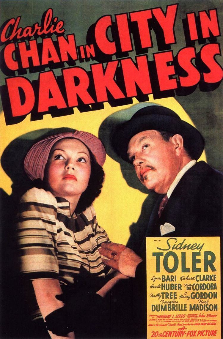 Charlie Chan in City in Darkness Charlie Chan in City in Darkness Extra Large Movie Poster Image