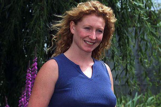 Charlie Dimmock i1mirrorcoukincomingarticle7471900eceALTERN