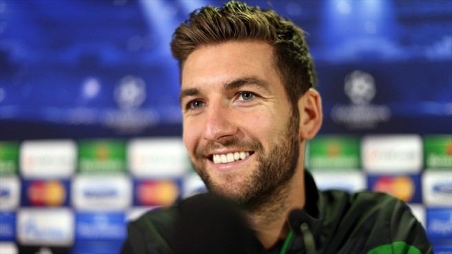 Charlie Mulgrew Charlie Mulgrew Celtic FC UEFA Champions League nav